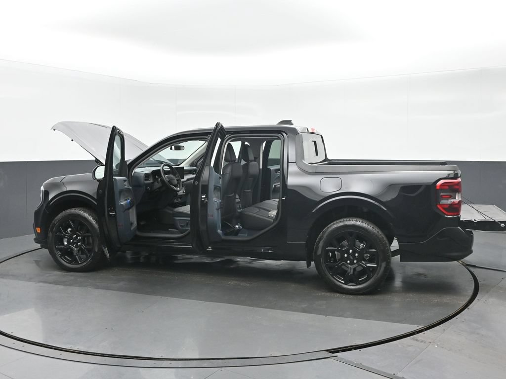 Used 2025 Ford Maverick Lobo AWD/4WD image 40