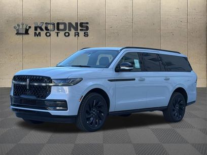 New 2026 Lincoln Navigator L Reserve w/ Jet Appearance Package