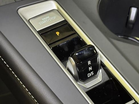 New 2026 Volkswagen Atlas Cross Sport SE image 10