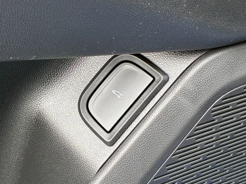 New 2026 Chevrolet Equinox RS image 17