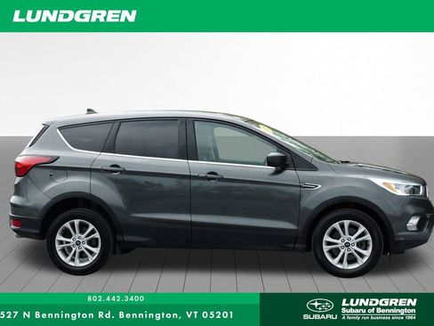 Used 2019 Ford Escape SE AWD/4WD image 2