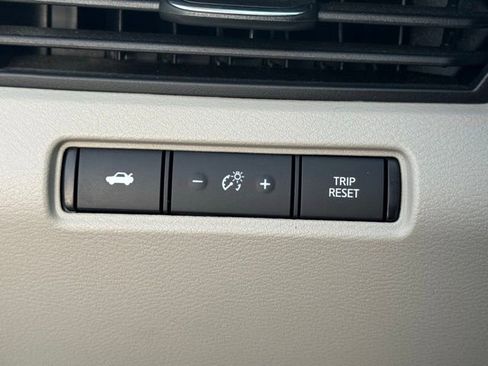 Used 2024 Nissan Altima 2.5 SV image 26