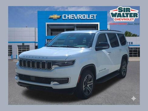 Used 2024 Jeep Wagoneer 2WD w/ Premium Group I image 1
