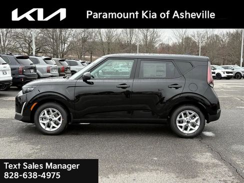 New 2025 Kia Soul LX image 3