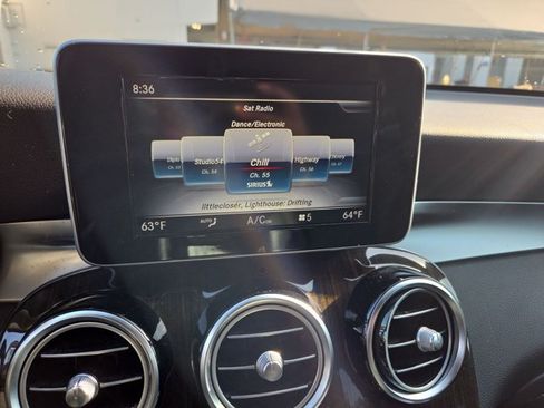 Used 2019 Mercedes-Benz GLC 300 image 12