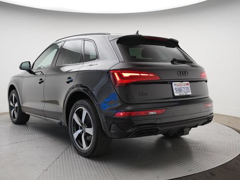 Used 2023 Audi Q5 2.0T Premium Plus w/ Premium Plus Package AWD/4WD image 3