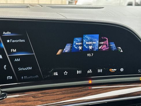 Certified 2021 Cadillac Escalade Sport Platinum w/ Heavy-Duty Trailer Package image 24