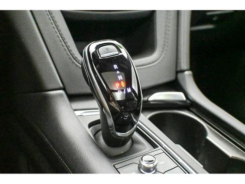 Used 2024 Cadillac XT5 Premium Luxury w/ LPO, Floor Liner Package AWD/4WD image 16