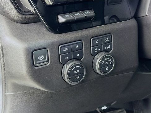 Used 2023 Chevrolet Silverado 1500 ZR2 w/ Technology Package AWD/4WD image 11