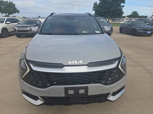 Used 2025 Kia Sportage SX AWD/4WD image 3