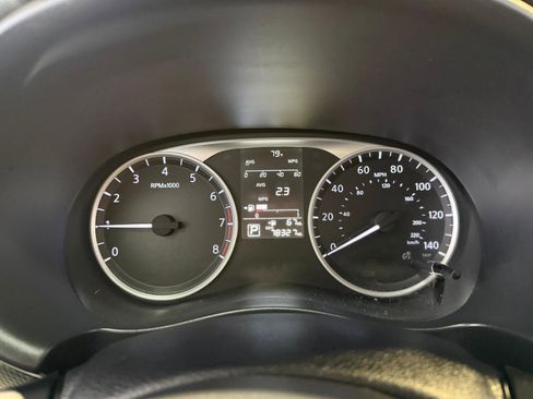 Used 2021 Nissan Kicks S image 15