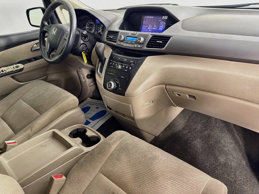Used 2013 Honda Odyssey EX image 35