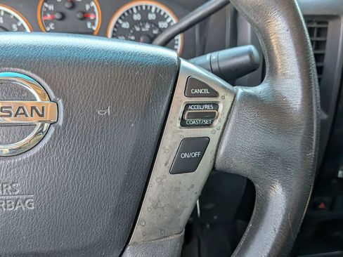 Used 2013 Nissan Titan SV image 26