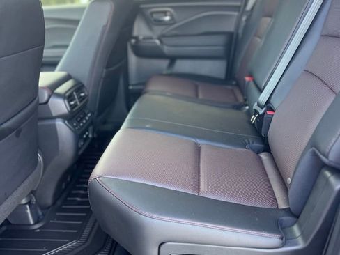 Used 2026 Honda Ridgeline Black Edition image 19