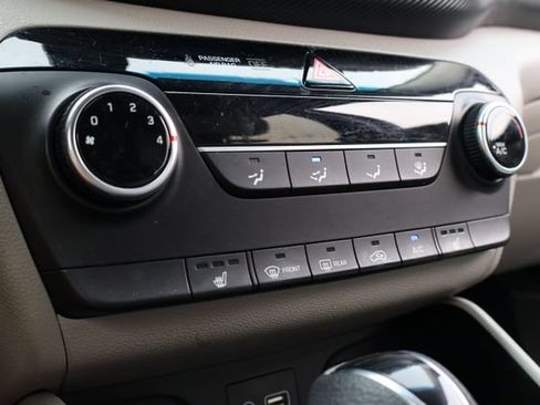 Used 2019 Hyundai Tucson Value AWD/4WD image 15