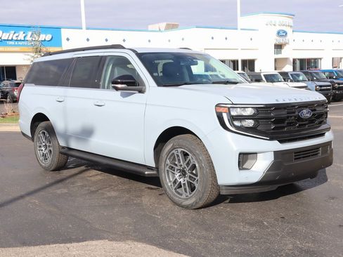 New 2026 Ford Expedition Max Active image 1