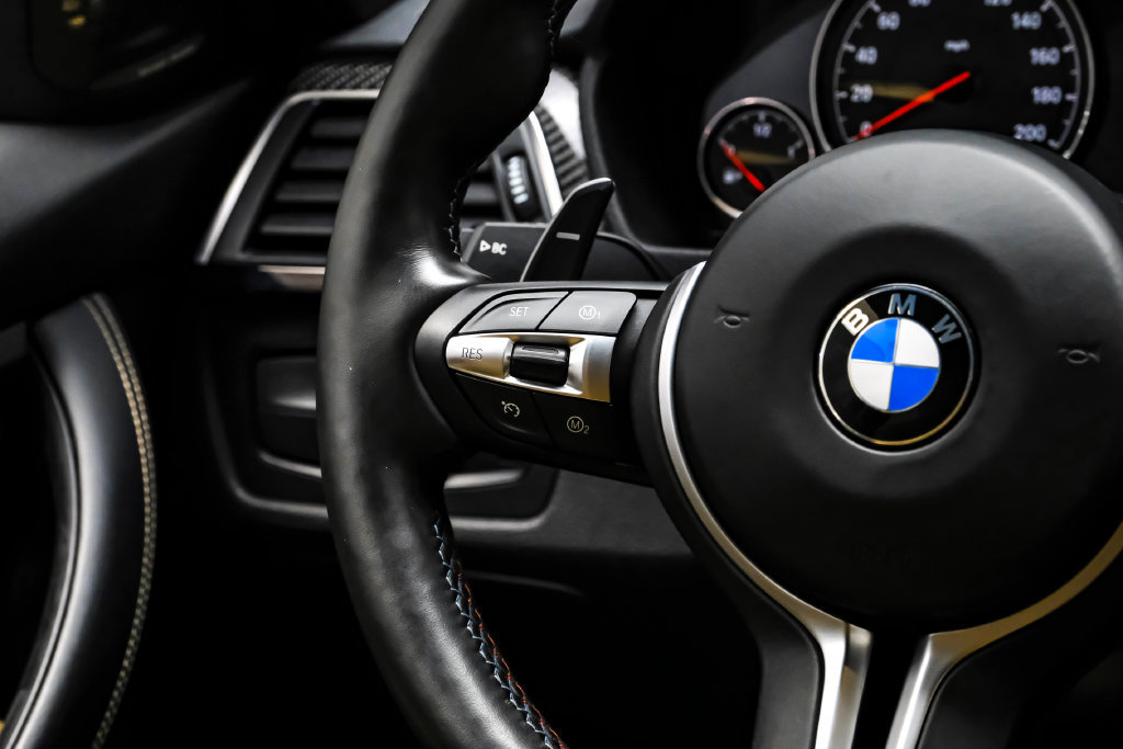 Used 2018 BMW M3 RWD image 18