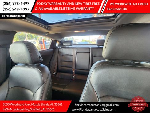 Used 2019 Chevrolet Malibu Premier w/ Sun and Wheel Package image 16