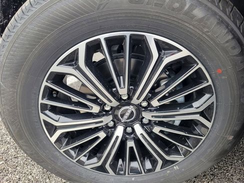 New 2025 Nissan Armada SL w/ Captain's Chari Seat Package image 12