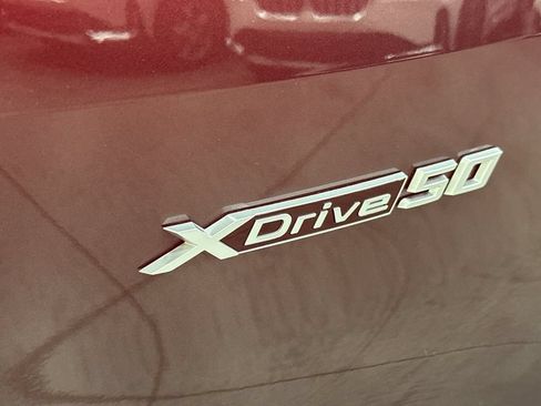 Used 2024 BMW iX xDrive50 w/ Sport Package AWD/4WD image 34