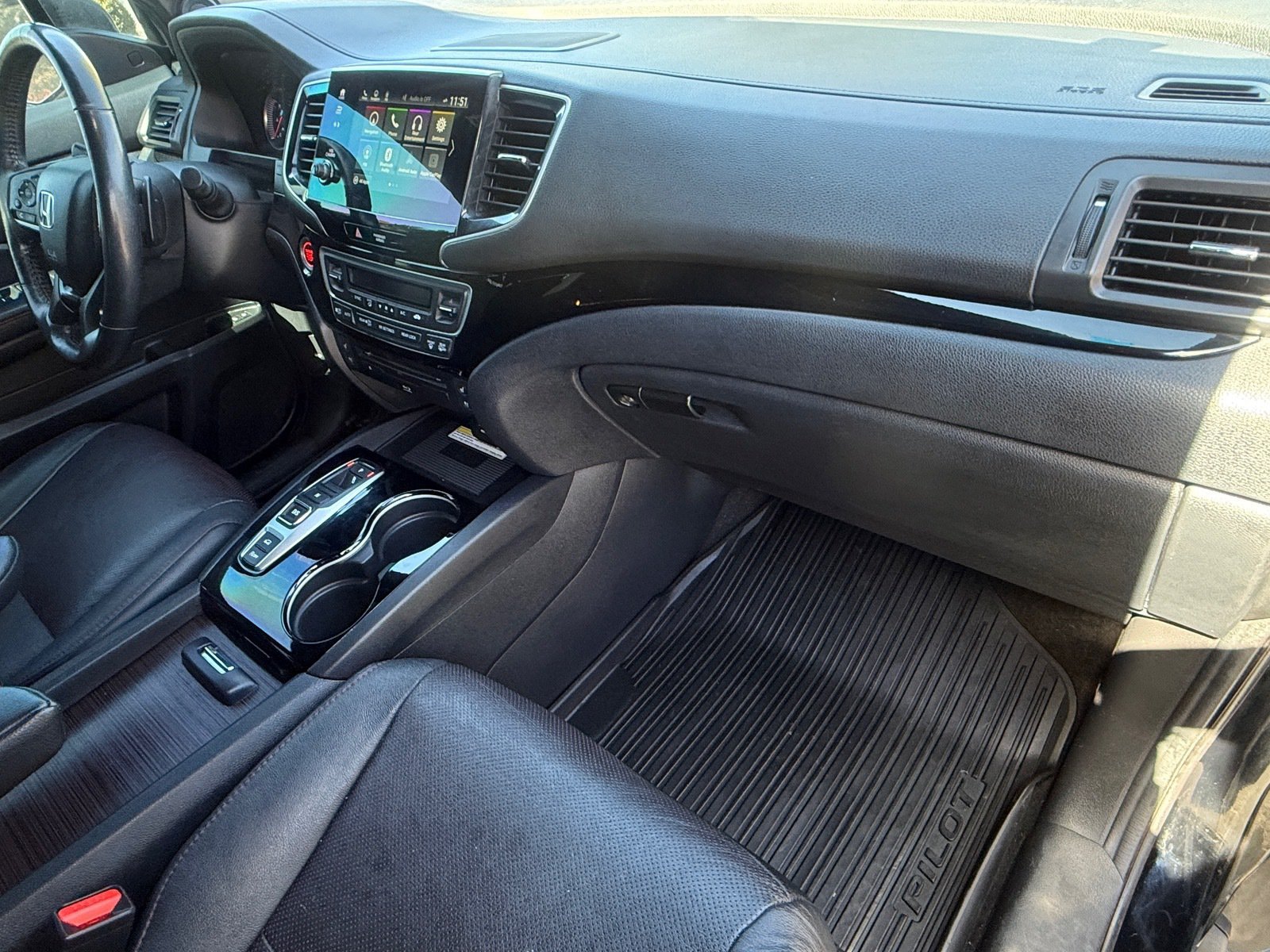 Used 2020 Honda Pilot Black Edition image 11