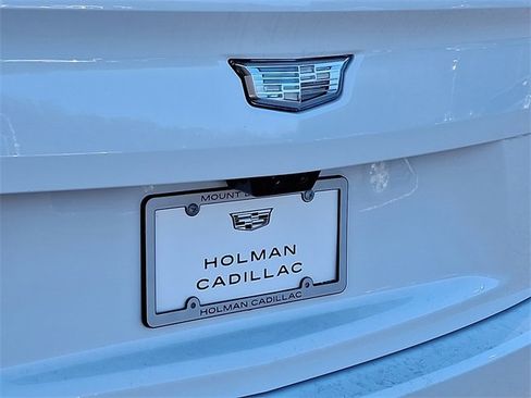 New 2025 Cadillac Escalade IQ Luxury 2 image 26