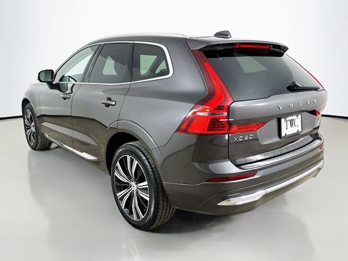 Used 2023 Volvo XC60 B5 Plus AWD/4WD image 7