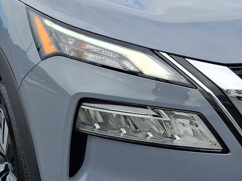 Certified 2023 Nissan Rogue SL image 11