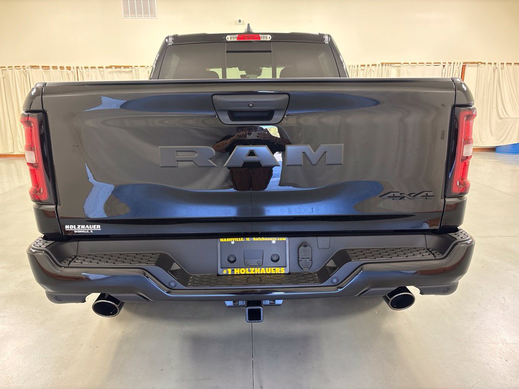 New 2027 RAM 1500 Express AWD/4WD image 7