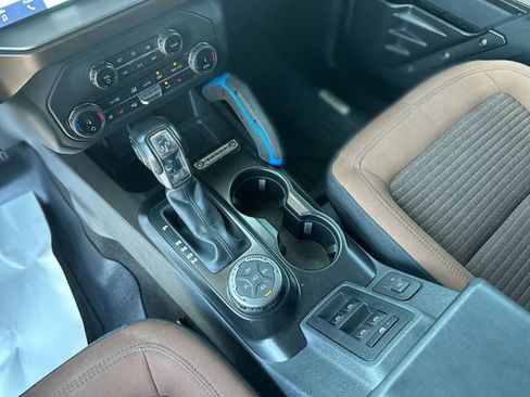Used 2022 Ford Bronco Outer Banks AWD/4WD image 22
