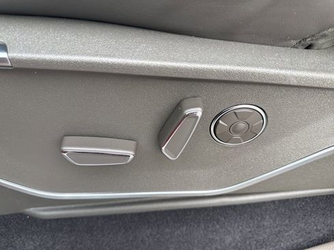 Used 2025 Ford F150 Platinum w/ Equipment Group 703A Plus image 20