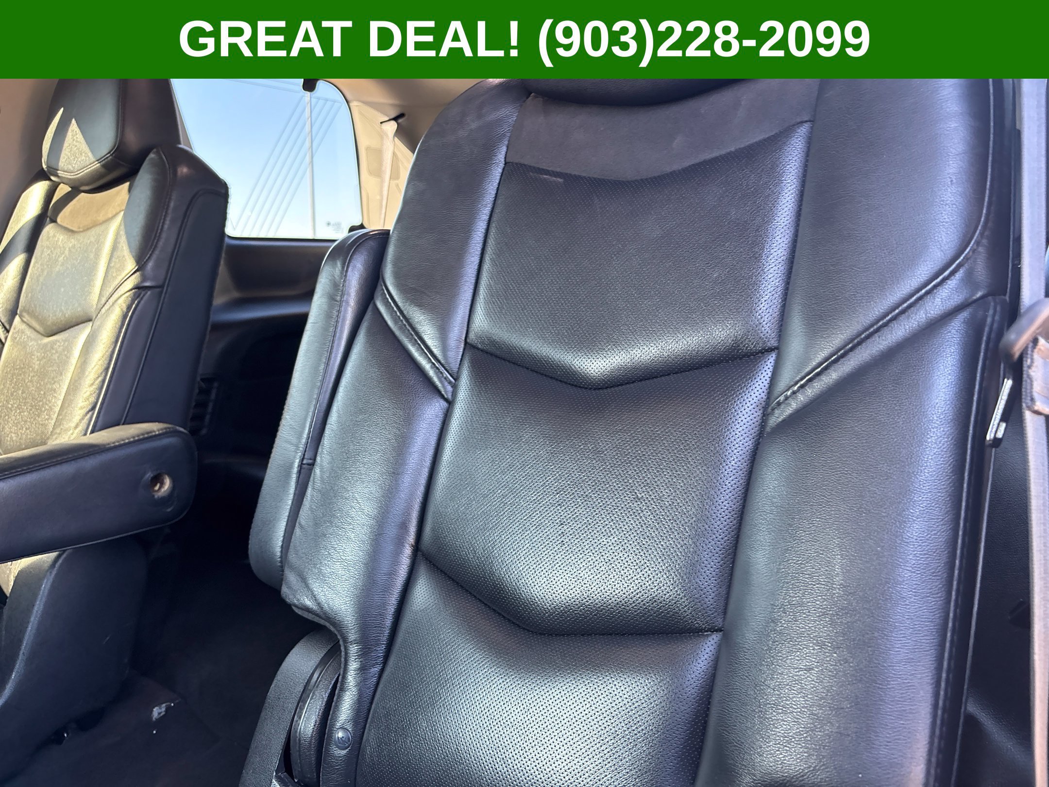 Used 2018 Cadillac Escalade Luxury AWD/4WD image 44