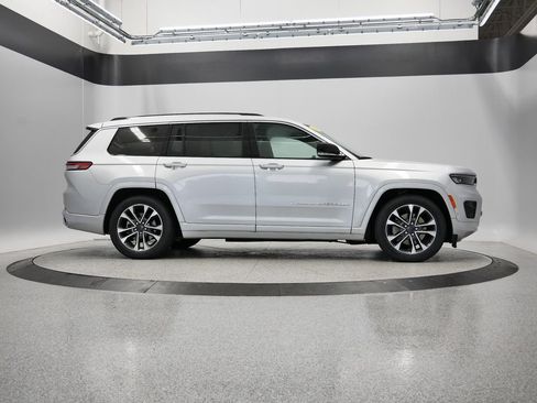 Certified 2024 Jeep Grand Cherokee L Overland w/ Trailer Tow Package image 49