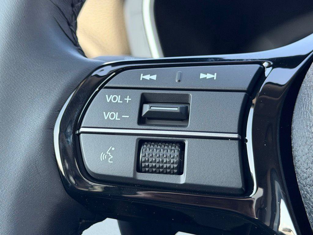 New 2026 Honda Pilot Touring image 19