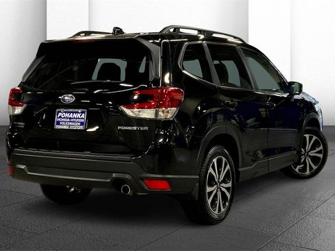 Used 2022 Subaru Forester Limited image 13