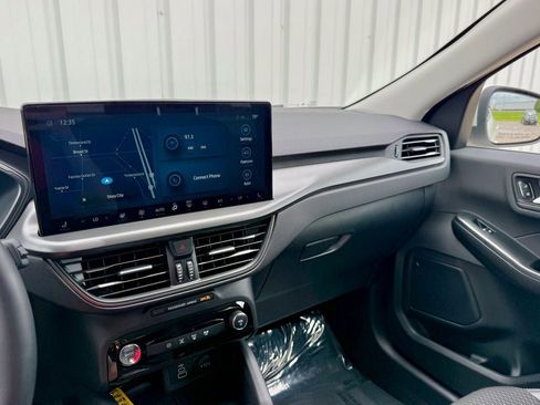 Used 2025 Ford Escape SE FWD image 22