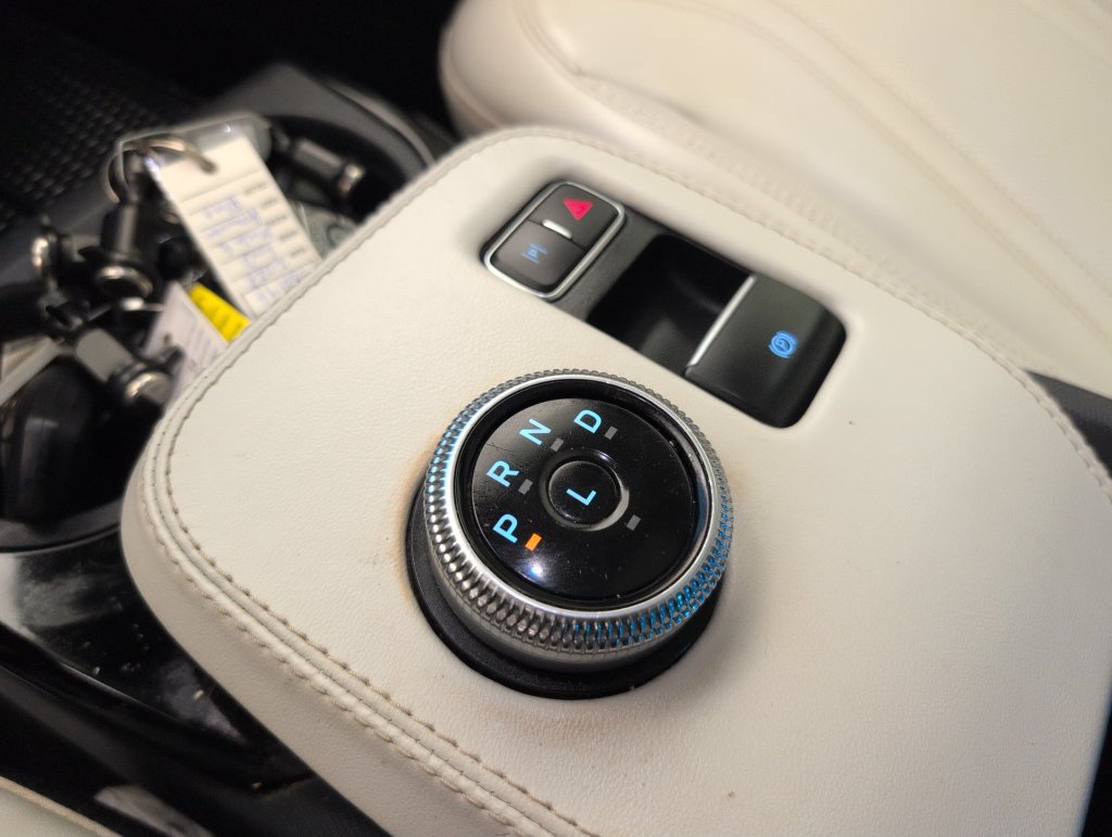 Used 2022 Ford Mustang Mach-E Premium w/ Ice White Appearance Package RWD image 29
