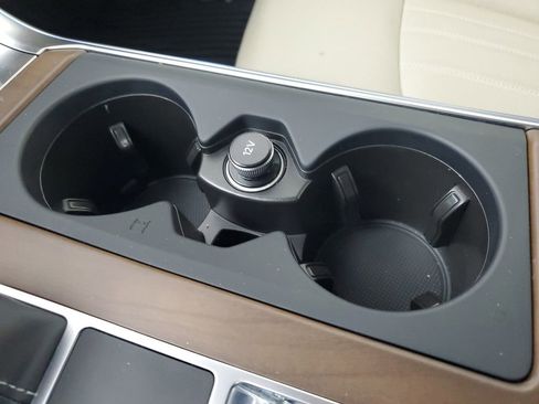 Used 2024 Audi A6 Premium Plus w/ Premium Plus Package image 31