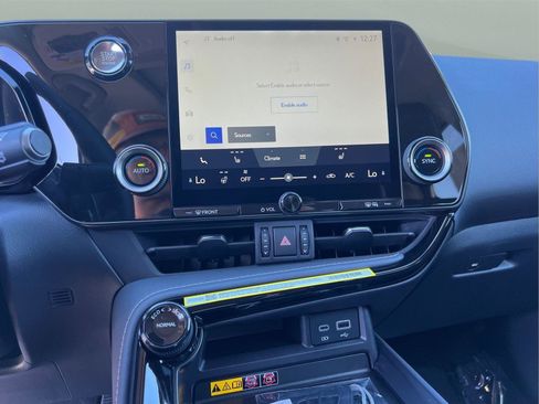 New 2026 Lexus NX 350 AWD image 22