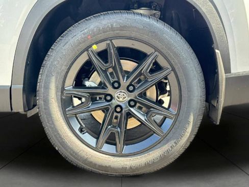 New 2026 Toyota Grand Highlander AWD Hybrid image 33