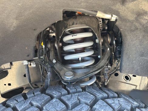 Used 2025 Ford F150 Raptor AWD/4WD image 10