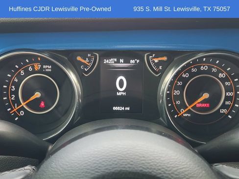 Certified 2019 Jeep Wrangler Sport AWD/4WD image 17