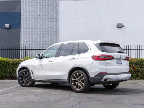Used 2023 BMW X5 xDrive40i AWD/4WD image 4