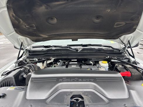Used 2024 RAM 2500 Big Horn image 10