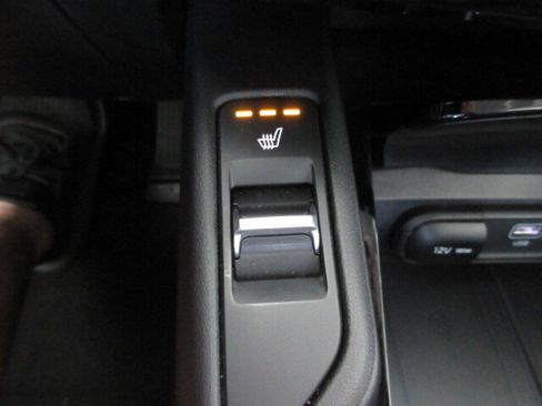 Used 2025 Kia Telluride S image 19