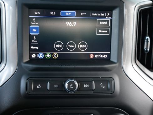 Used 2020 Chevrolet Silverado 1500 Custom w/ Custom Value Package image 36