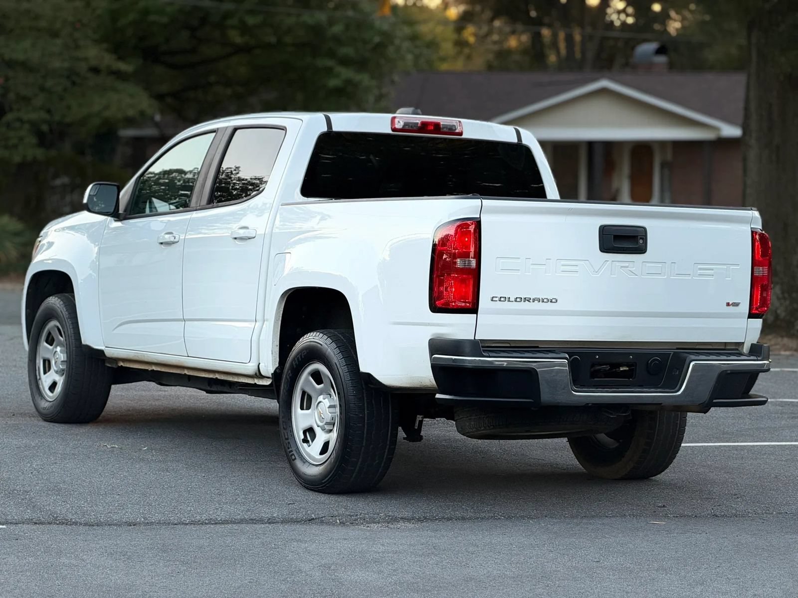 Used 2021 Chevrolet Colorado W/T w/ WT Convenience Package AWD/4WD image 5