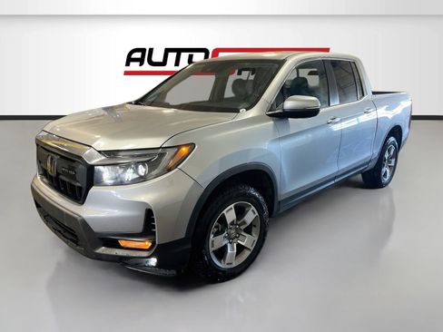Used 2025 Honda Ridgeline RTL+ image 3