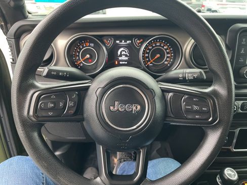 Certified 2021 Jeep Wrangler Unlimited Sport image 18