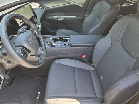 New 2026 Lexus RX 450h AWD image 5